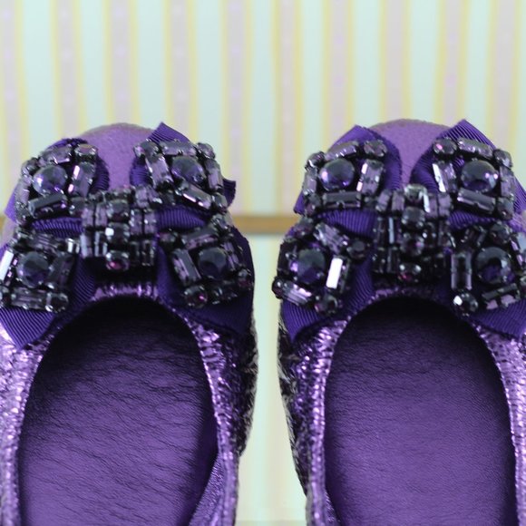 Tory Burch Azalea Flats in Metallic Purple Leather - Picture 2 of 12